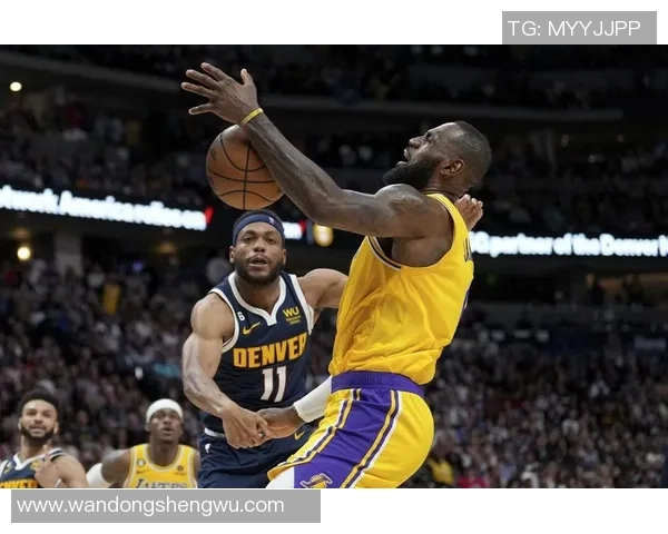 不假摔的足球明星展现真实竞技精神与体育道德的完美结合